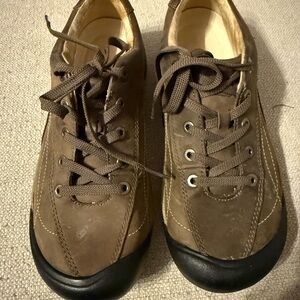 Brand new Keen Toyah Brown Leather Lace-Up Hiking Shoes,sz 7.5